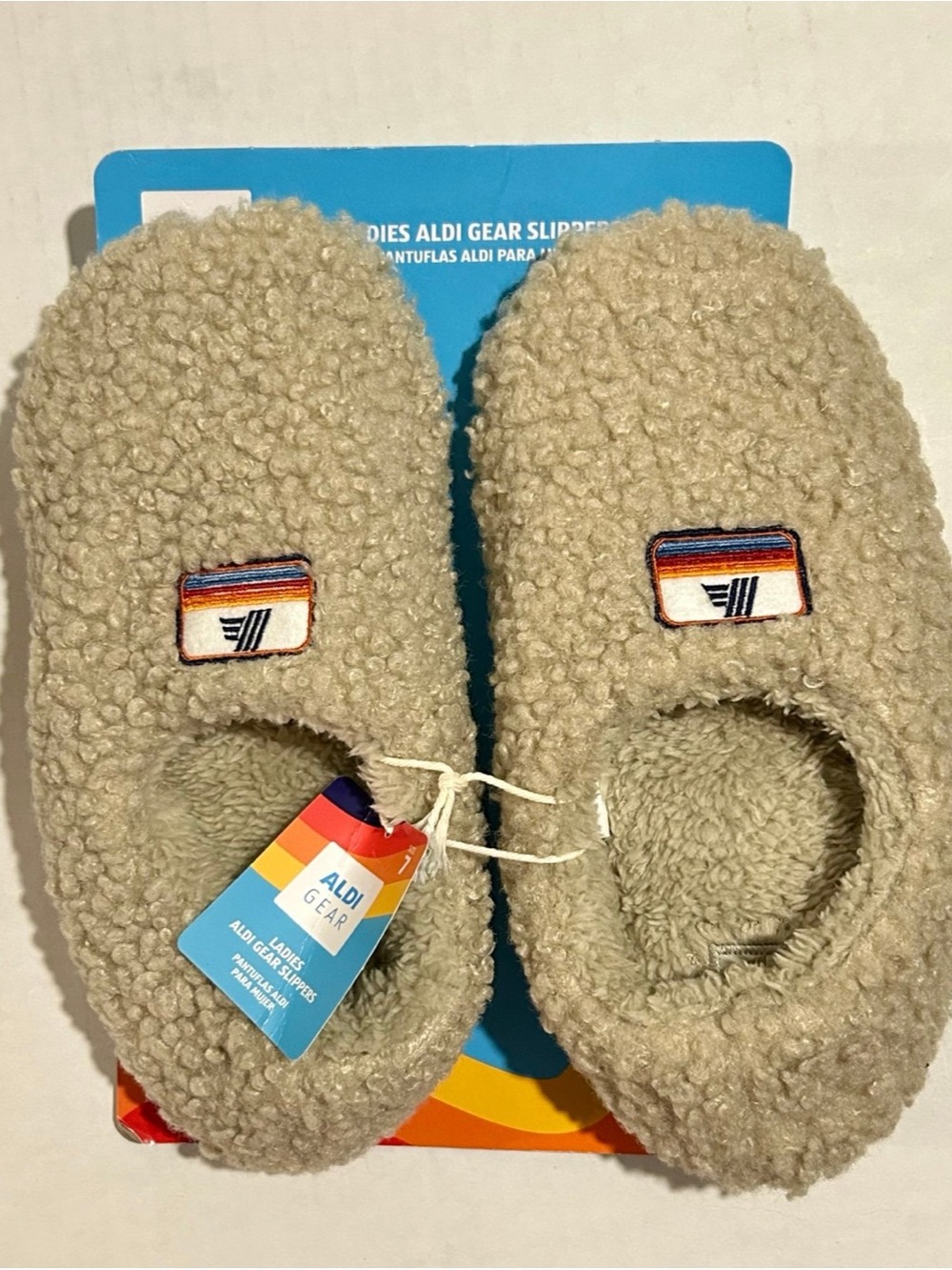 NEW Aldi Gear Ladies Slippers Tan Slip-On Size 7 Natural Fall 2025